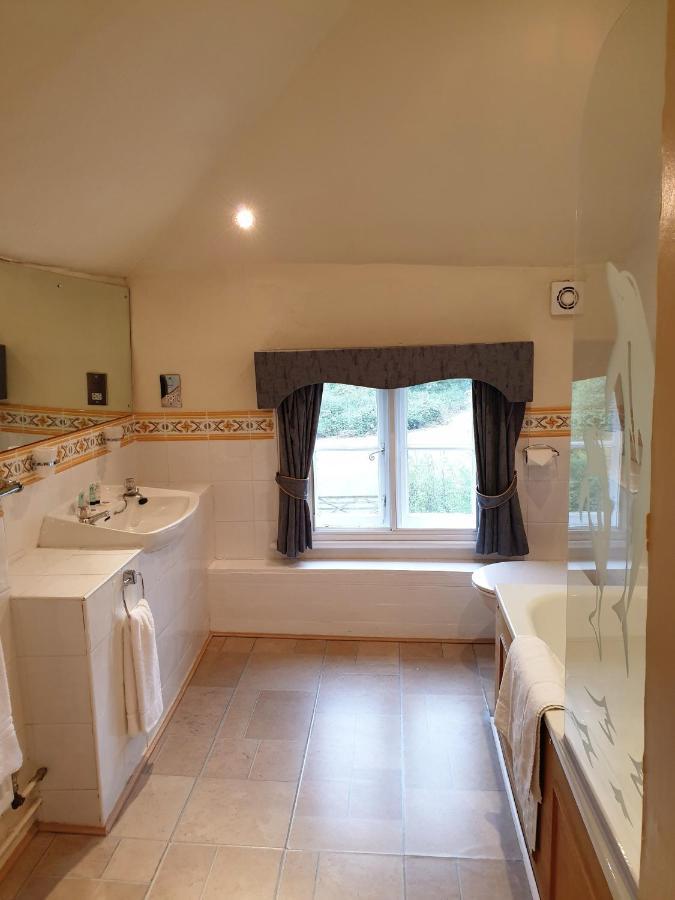The Crown House Inn Great Chesterford Extérieur photo