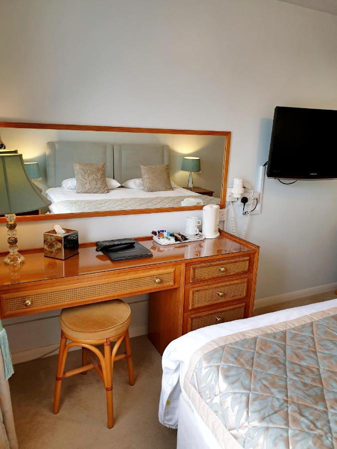 The Crown House Inn Great Chesterford Extérieur photo