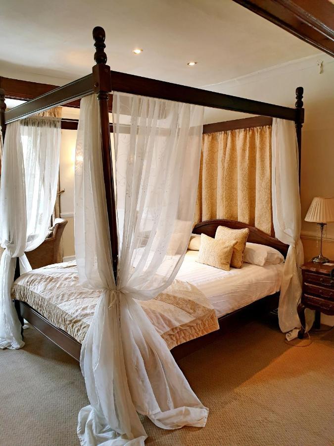 The Crown House Inn Great Chesterford Extérieur photo