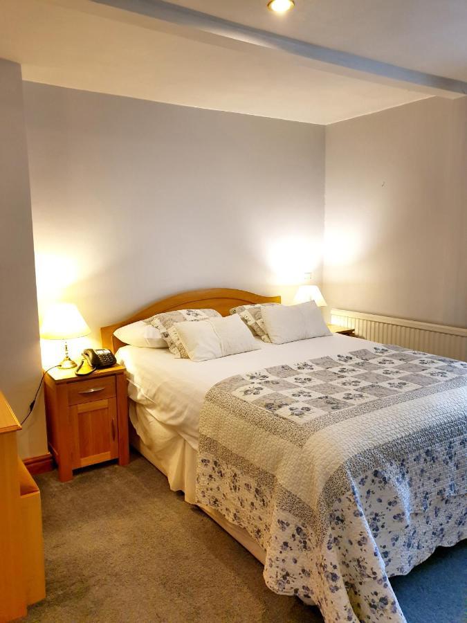 The Crown House Inn Great Chesterford Extérieur photo